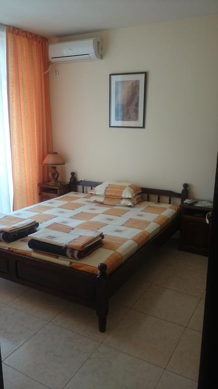 Guest House Koral سوزوبول الغرفة الصورة